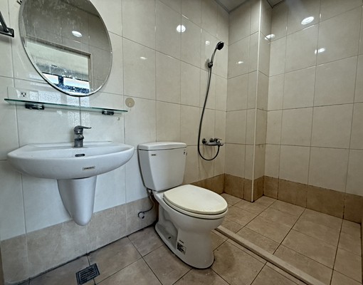 南屯🌟有電梯🌟採光佳🌟子母車獨洗曬套房 - Image 4