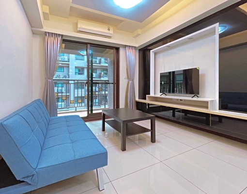 中路御品~裝潢美2房車~龍安商圈 - Image 2