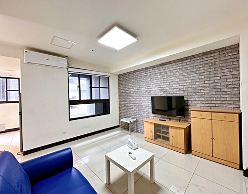 鼎中商圈/文藻商圈愛上巨蛋2房2衛車位 - Image 1