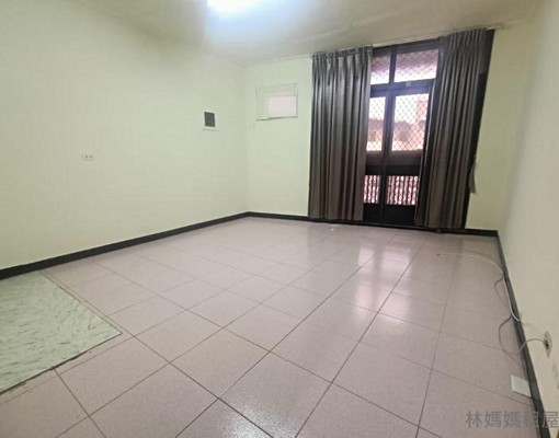 南區新興市場內優質四房透天可住辦住店 - Image 11