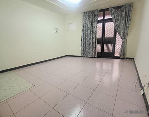 南區新興市場內優質四房透天可住辦住店 - Image 12