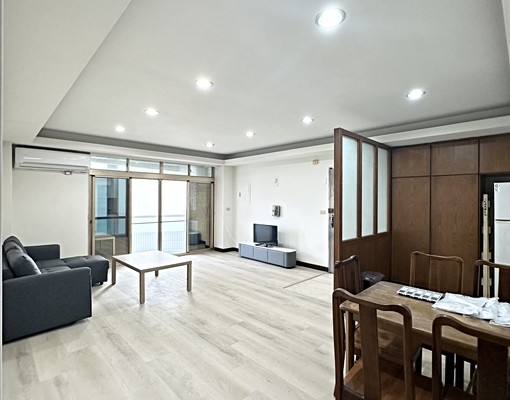 🔥市府特區🔥4房2廳2衛雙陽台💯 - Image 1