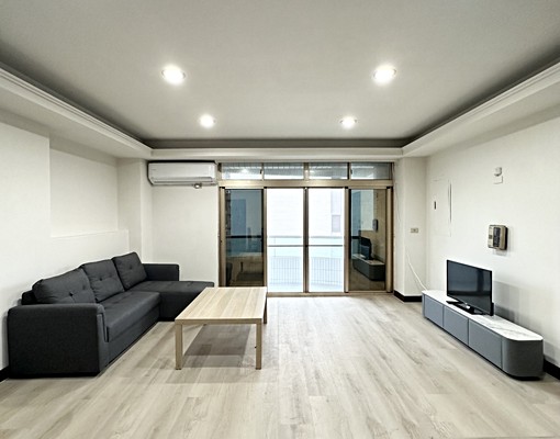 🔥市府特區🔥4房2廳2衛雙陽台💯 - Image 2