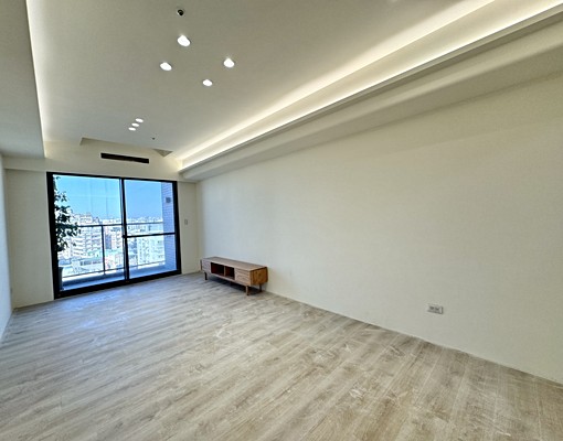 可租補┃全新電梯社區三房平車┃裝潢傢俱家電齊全┃台水電 - Image 2