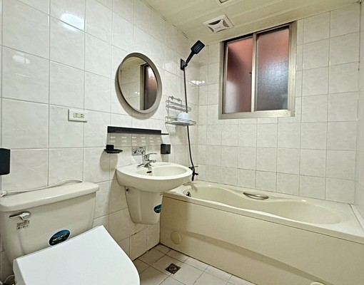 總站🚝租補戶籍✅拎包入住/現況出租🏘️格局方正間間開窗 - Image 16