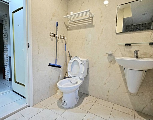 搶❗❗💫走路一中💫小資首選 - Image 9