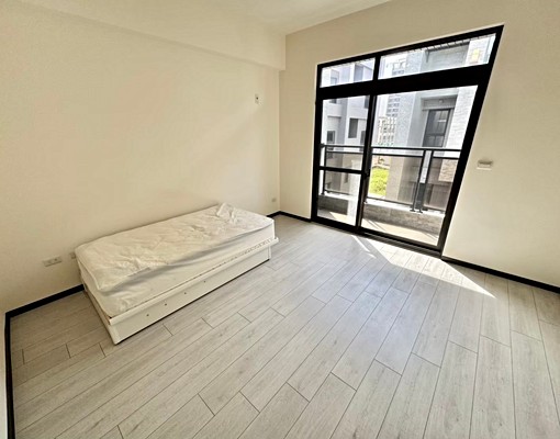 沙鹿大4房透天✨雙平車✨✅租補✨屋況採光佳✨高CP家庭首選✨ - Image 7