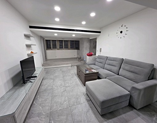 新埔百萬装潢免爬高2樓美寓 - Image 2