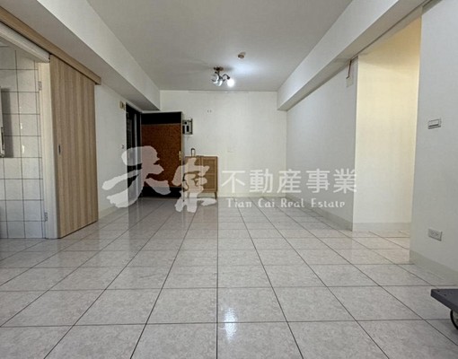 華鳳特區_文化國城_三房兩廳兩衛 - Image 2