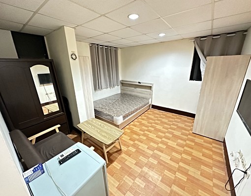 新埔捷運旁走路3分鐘獨立洗衣機 - Image 1