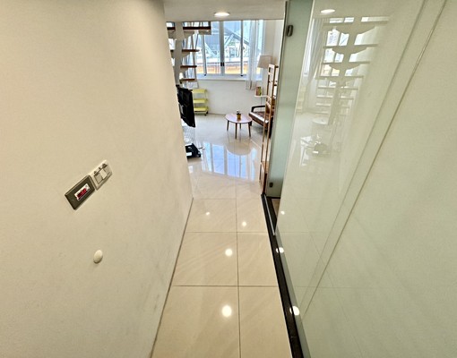 可租補✨超美挑高樓中樓✨高檔傢俱電✨獨洗陽台流理台✨乾溼分離 - Image 9