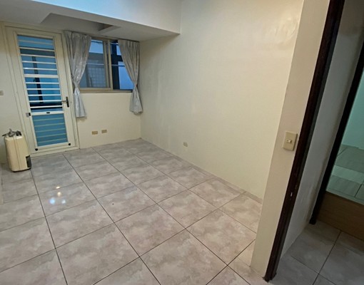 文心國小綏遠路/精美社區一樓二房含車位/可寵可租補/一層一戶 - Image 10