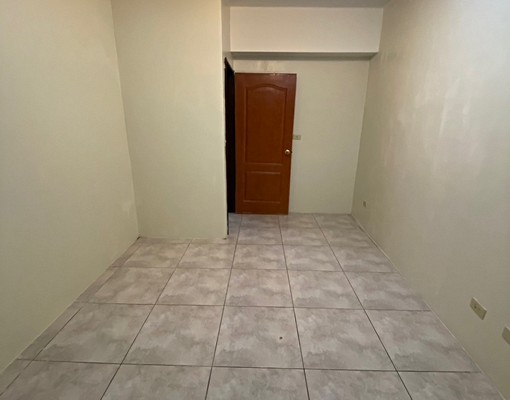 文心國小綏遠路/精美社區一樓二房含車位/可寵可租補/特惠價格 - Image 14