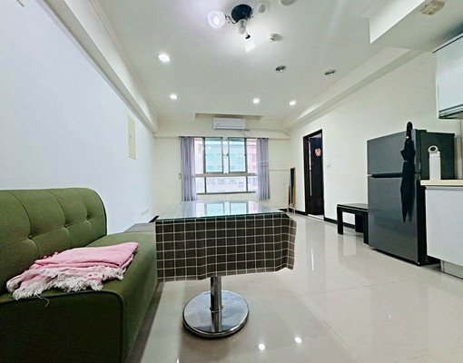 徐匯中學🚄寵物租補戶籍🌟包裹垃圾🗑️洗脫烘採光好☀️ - Image 2