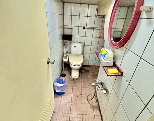 整棟透天5樓出租✨台水電✨可租補✨近一中、中國醫✨門前可平車 - Image 6