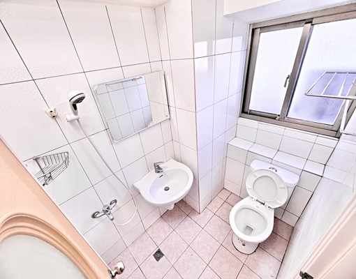 可租補💰超划算👍電梯🛗走路到中教大/英才/聽笨金魚唱歌 - Image 4