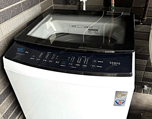 興仁花園夜市,全新裝潢明亮採光宅,含管含平面車+機車 - Image 12