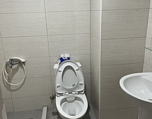 華懋樓電梯大樓 - Image 5