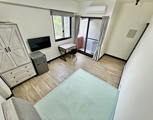 近文心中清水湳🥤大空間採光隔音佳🥤獨洗陽台衛浴開窗 - Image 1