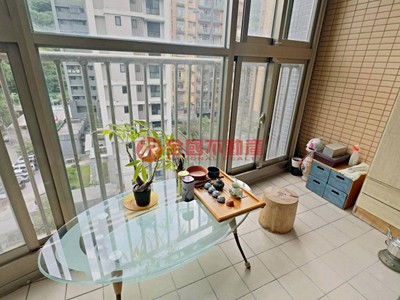 【🍎海光一村大三房邊間+好車位🍎】0937506572