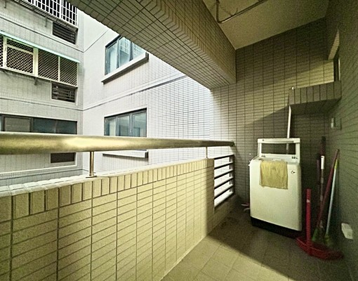 現折三萬八❗️超大3房🉑租補🉑寵含管平車 - Image 8