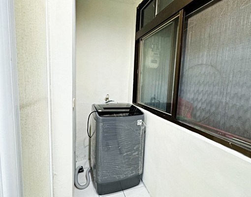 耕莘醫院旁,可租補,家具全,免仲介費 - Image 2