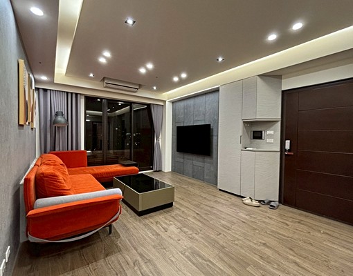 可租補不菸不寵｜高檔裝潢家具齊全、超大空間｜大三房平車 - Image 2