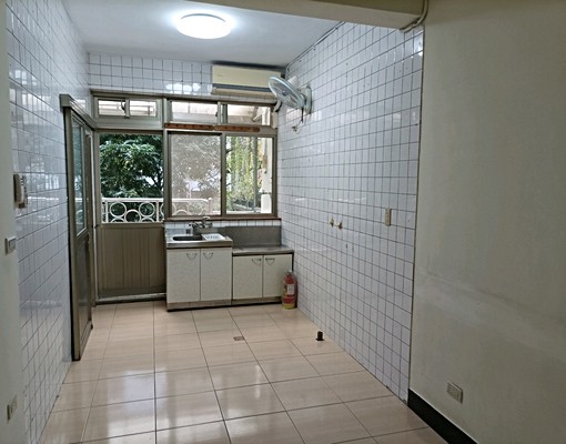 碧潭總站美寓 - Image 1