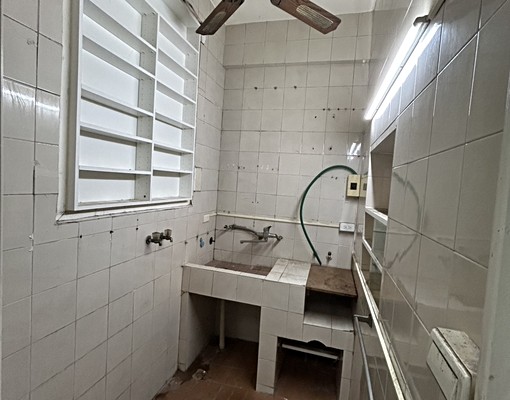 屋主自租~仲介勿擾~南區整棟出租|1~4樓+地下室車位|7房 - Image 8