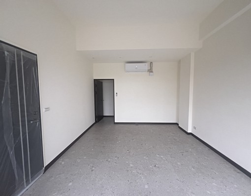 草漯全新透天整層出租 - Image 1