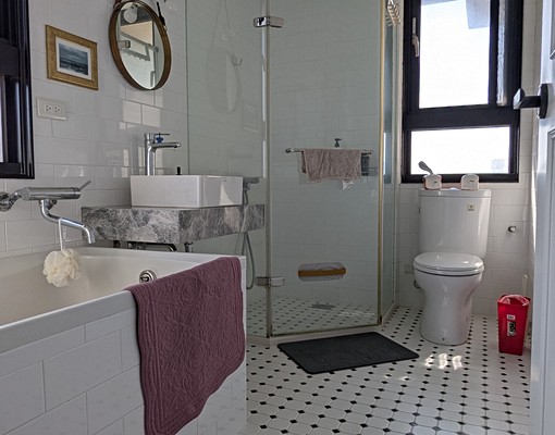 高鐵特區高質感景觀戶附平面車位 - Image 5