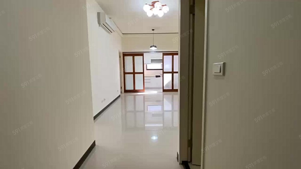 學區公園居質感空間方正三房車 - Image 1