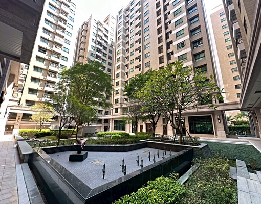 🔥嶺東科大|2+1房平車🔥|可租補可貓🔥 - Image 3