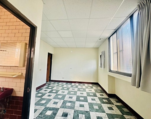 出租🌺國泰醫院旁1-4透天可住可店面 - Image 4