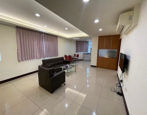 近藝文/夜市~超大空間2房~可租屋補助~免仲介費(社宅) - Image 1