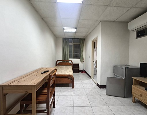 近中研院/分租套房/垃圾處理/飲水機 - Image 1