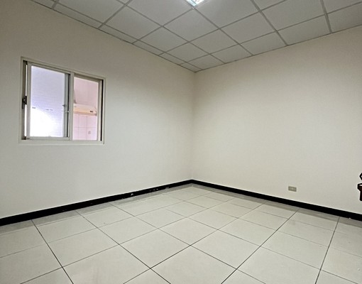 中華路商圈爬樓梯運動五樓美寓 - Image 5