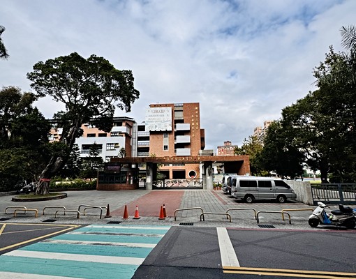 ⭐️三重信義西街🏠正義國小電梯套房❤️附近就有市場夜市⭐️ - Image 2