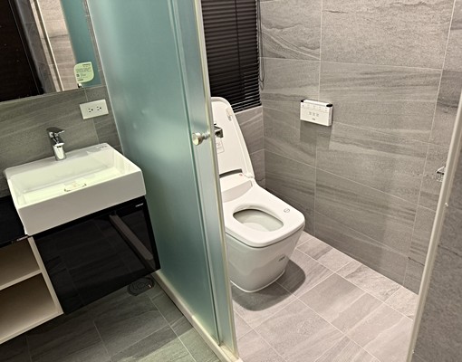 汐止-「宏盛心」可租補✨全新裝潢✨全新傢俱家電 - Image 2