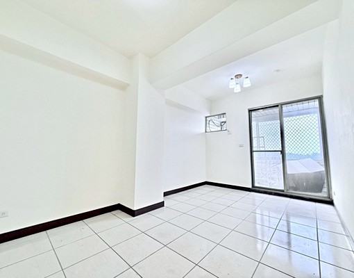 秒殺超美三房💛可貓💛可租補💛現況空屋要補傢俱可談 - Image 1