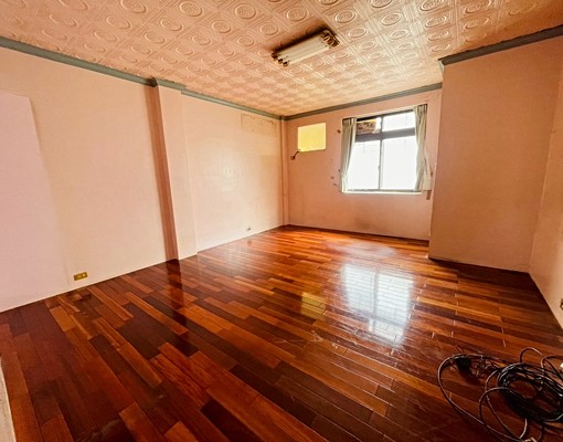 住辦皆宜,可營登,生活機能便捷,近大賣場,公園,學校,捷運 - Image 13