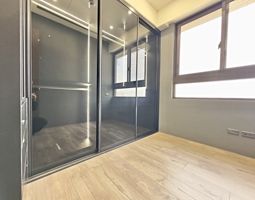 帝王三房傢俱全配✨二百萬裝潢✨社區最低價✨高樓層超美視野✨ - Image 9