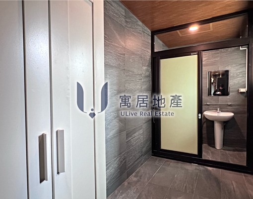 華固建設|小巨蛋MRT|屋齡新一層一戶大坪數|傭人房 - Image 14