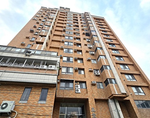 🍎鼎山商圈生活機能優全新套房採光通風佳 - Image 2