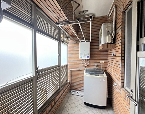 鼓山農16公園裕國街/近輕軌龍華國小/4房可租補 - Image 10