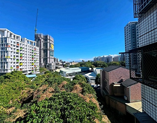 水湳敦化公園愛買電梯華廈三房+平車 - Image 2