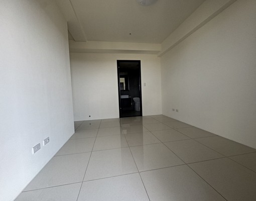 租~銳揚巴洛克景觀2+1房平車全新未住~ - Image 2