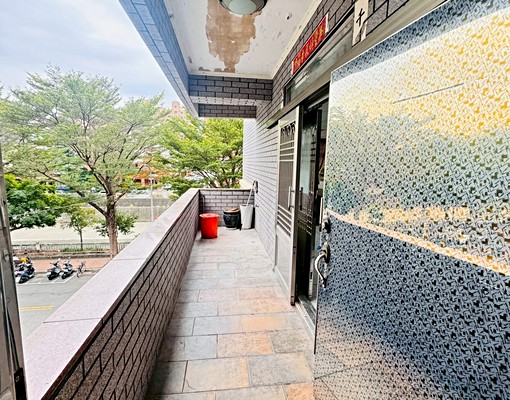 五權西路美術館整層出租大忠南街有電梯適合電商百業 - Image 2