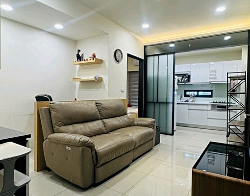 華鳳特區/旺時代/2房平移車位 - Image 1