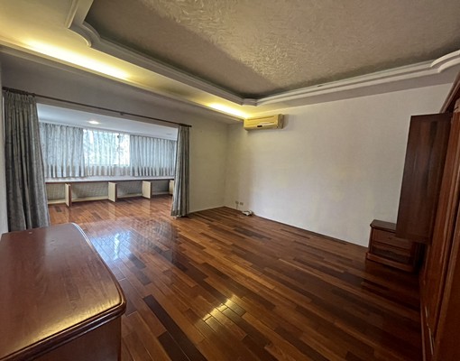 台北小城獨棟透天自家庭院🌈6房3廳🌈管理顧問鄒S - Image 14